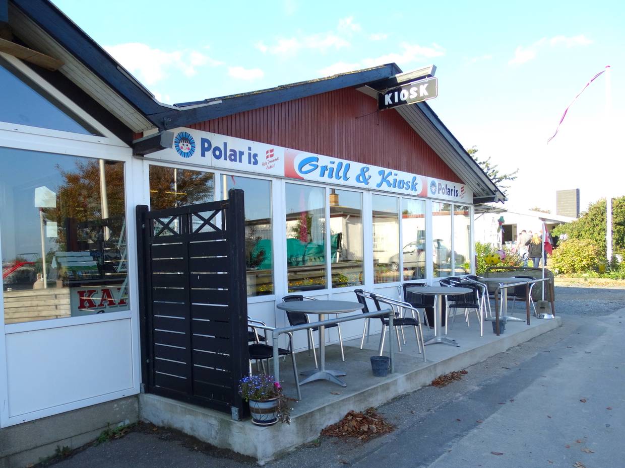 Grillbar und Kiosk am Campingplatz