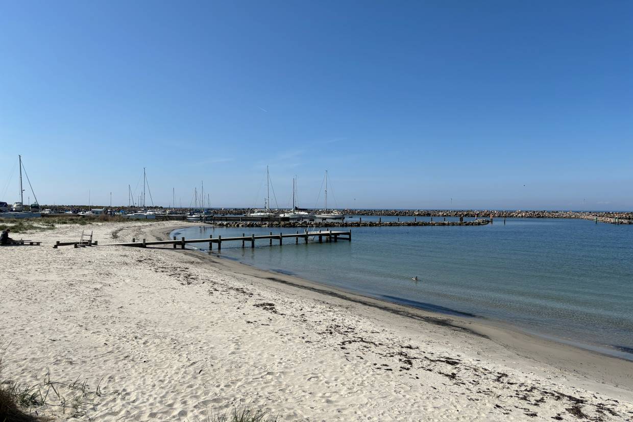 Foto von Rønne Strand am Hafen