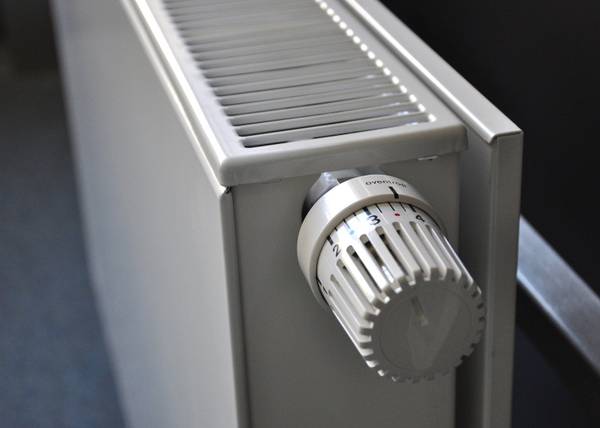Heizkörper mit Thermostat