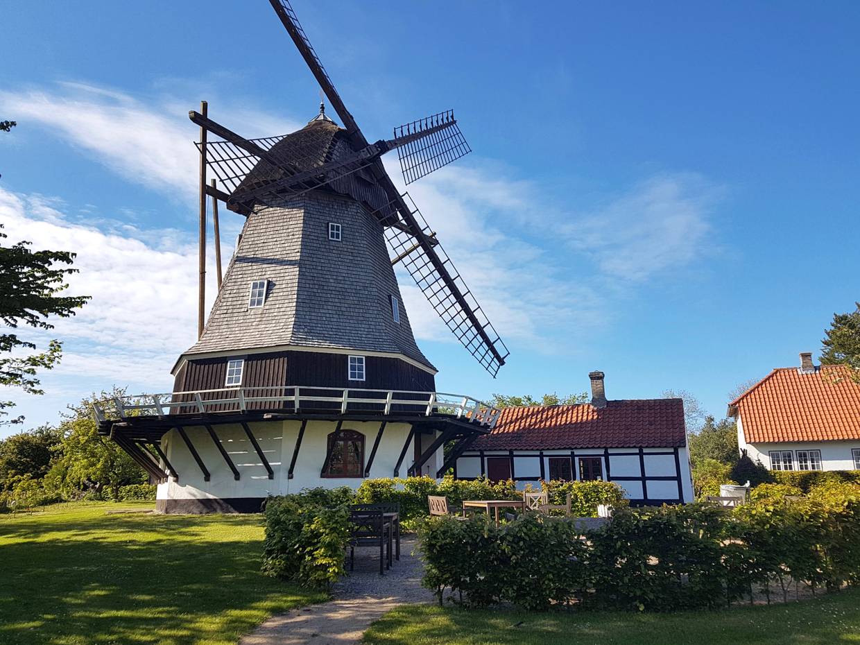 Holländerwindmühle mit einer Galerie
