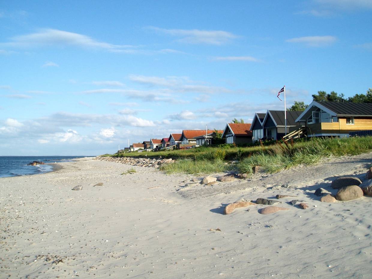 Ferienhäuser am Strand mit Meerblick