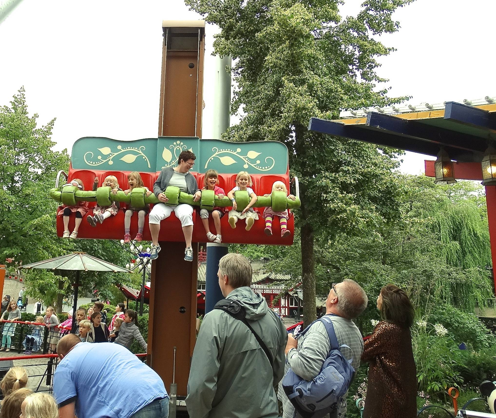 Freifallturm für Kinder im Tivoli Kopenhagen