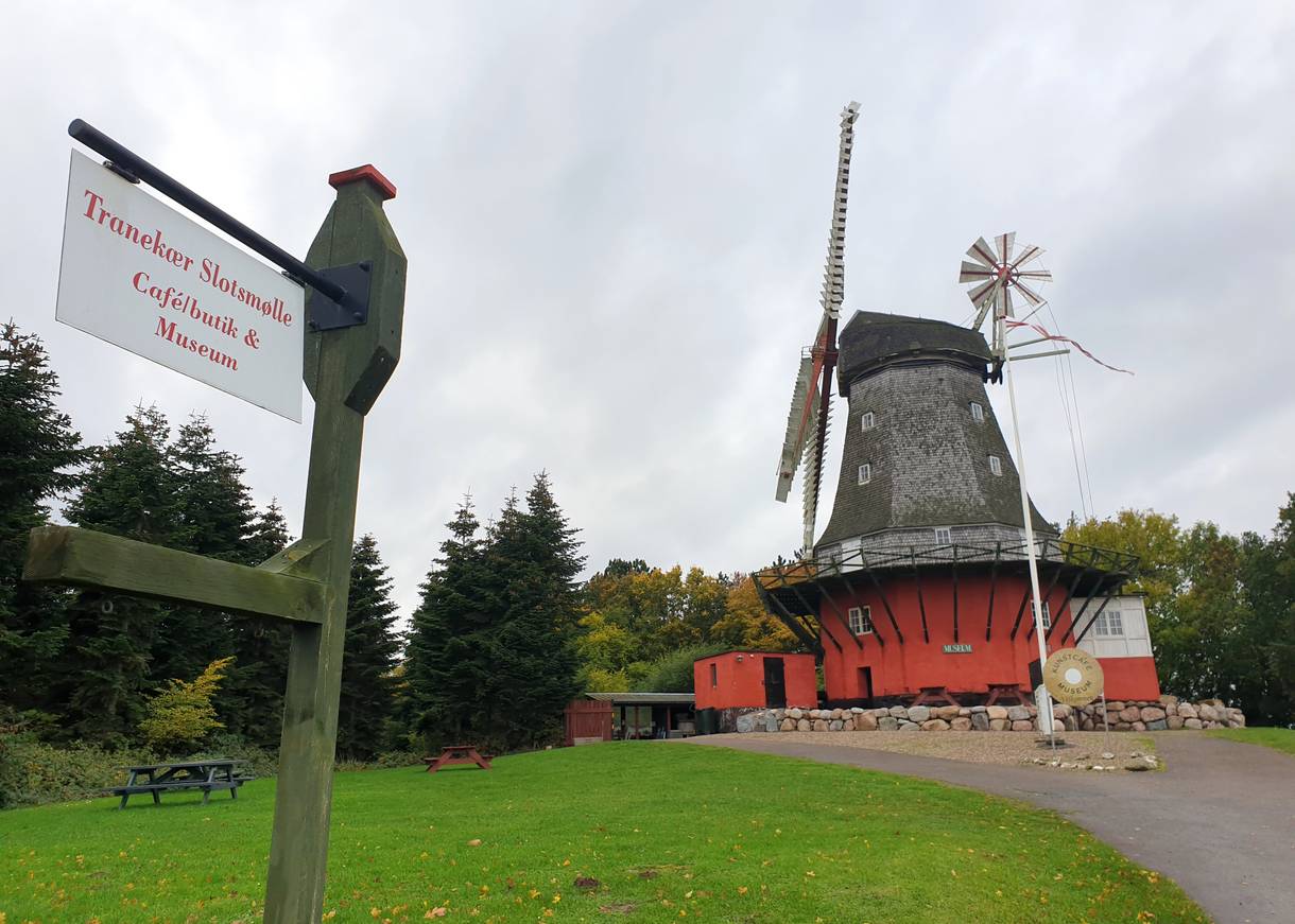 Schieferverkleidete Windmühle