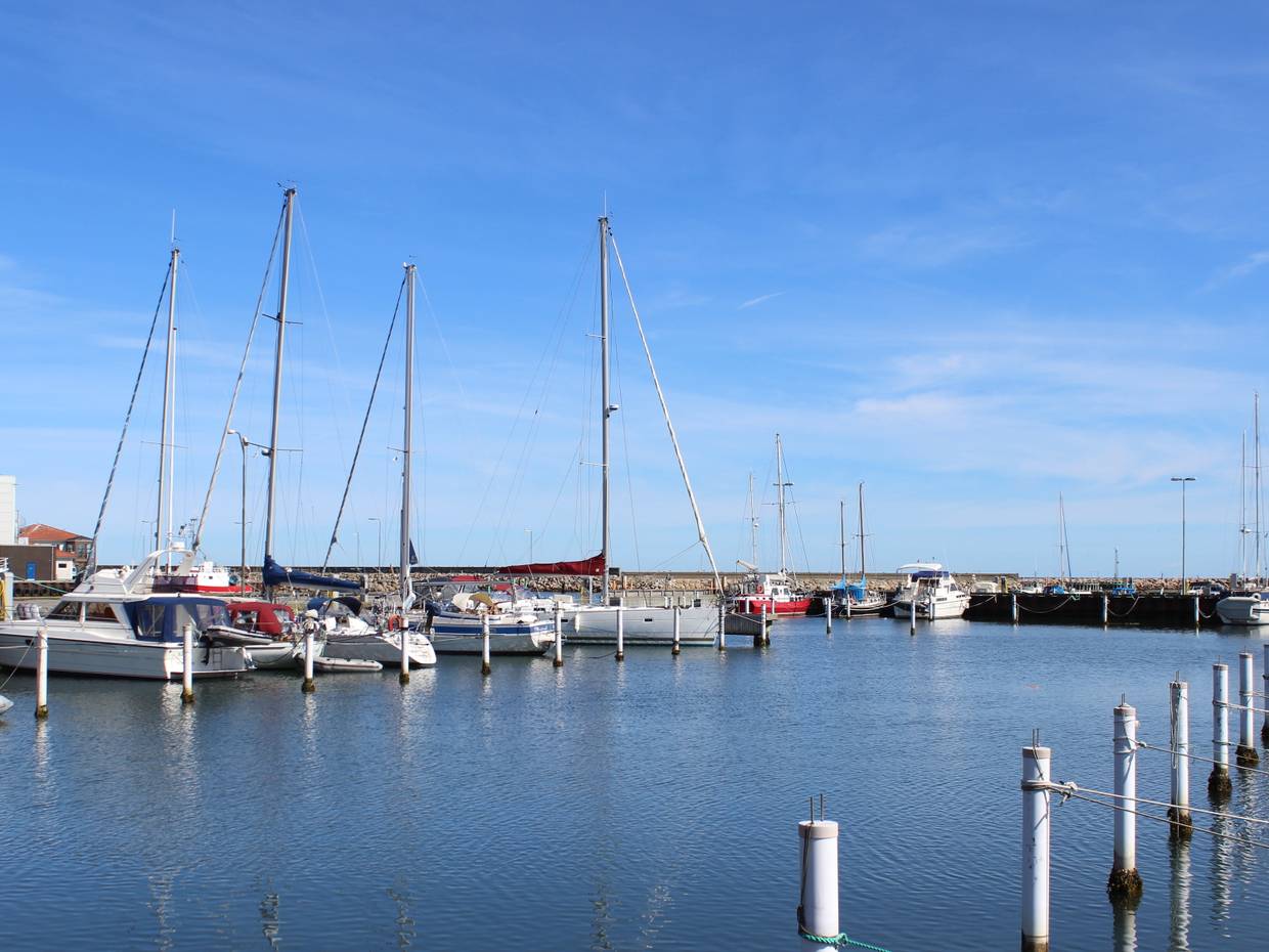 Segelboote im Hafen von Strandby