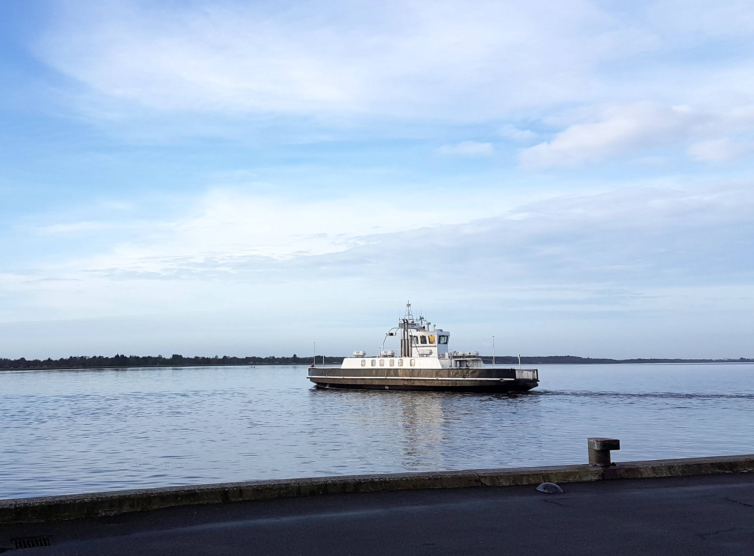 Fähre setzt über den Limfjord