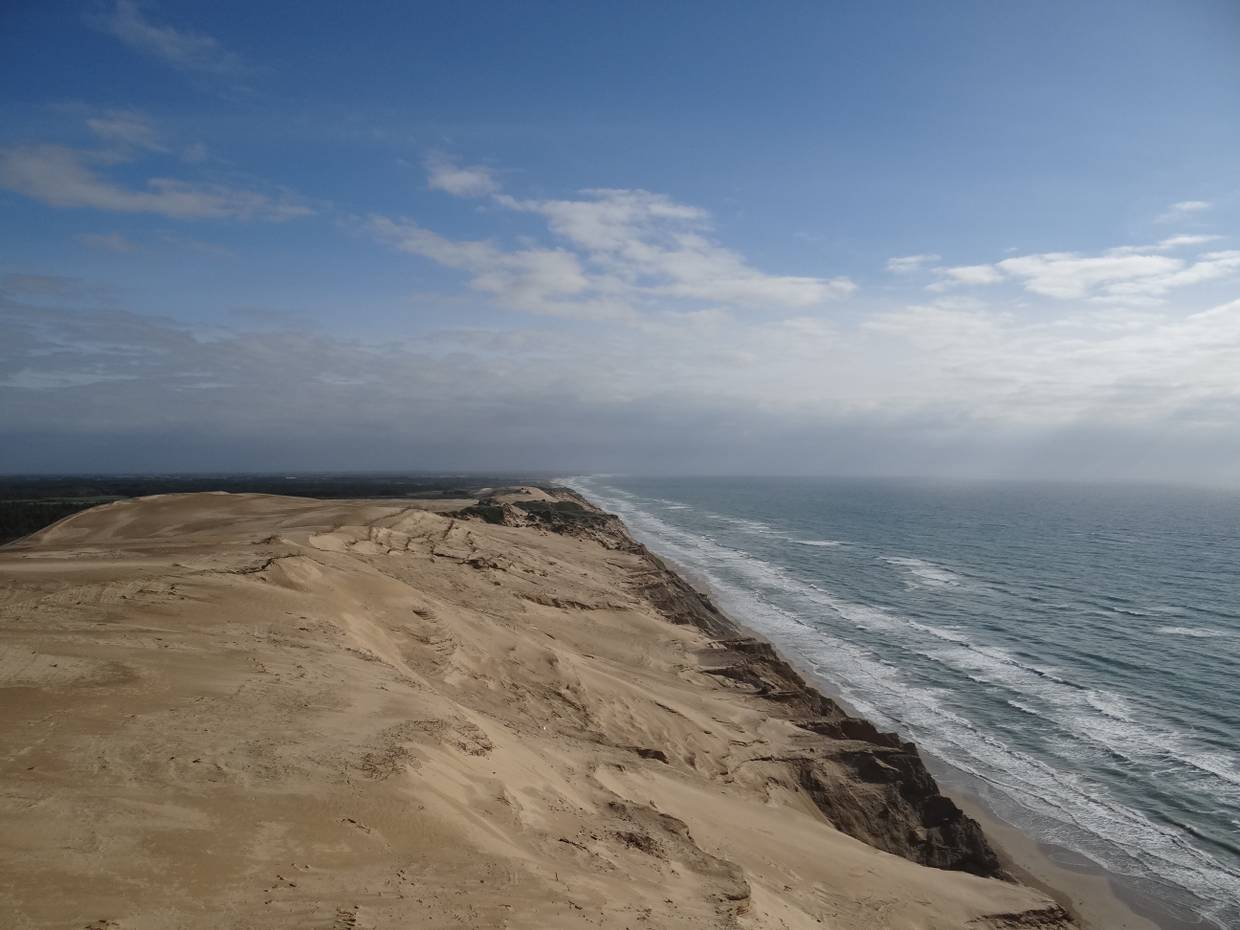 Steilküste  von der Wanderdüne aus gesehen