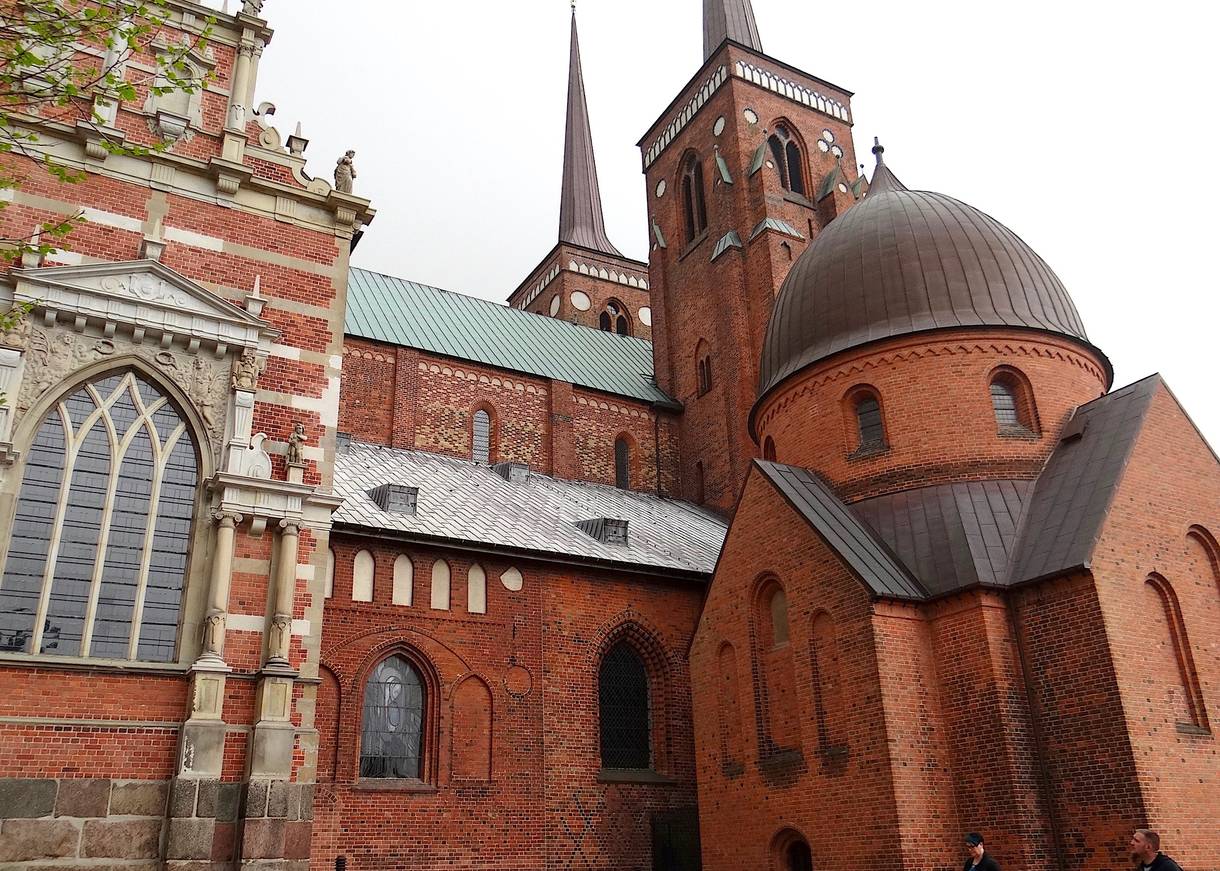 Seitenansicht des Doms