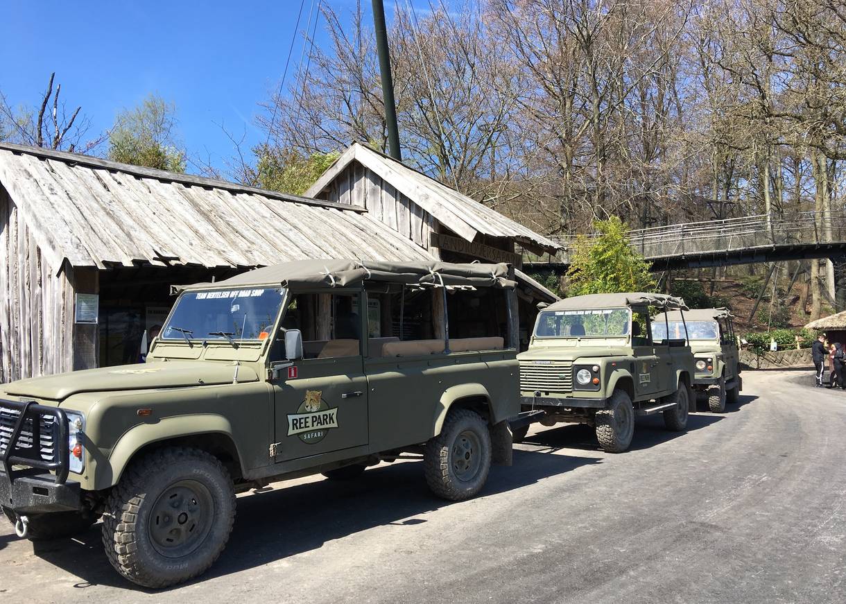 Geländewagen im Ree Park