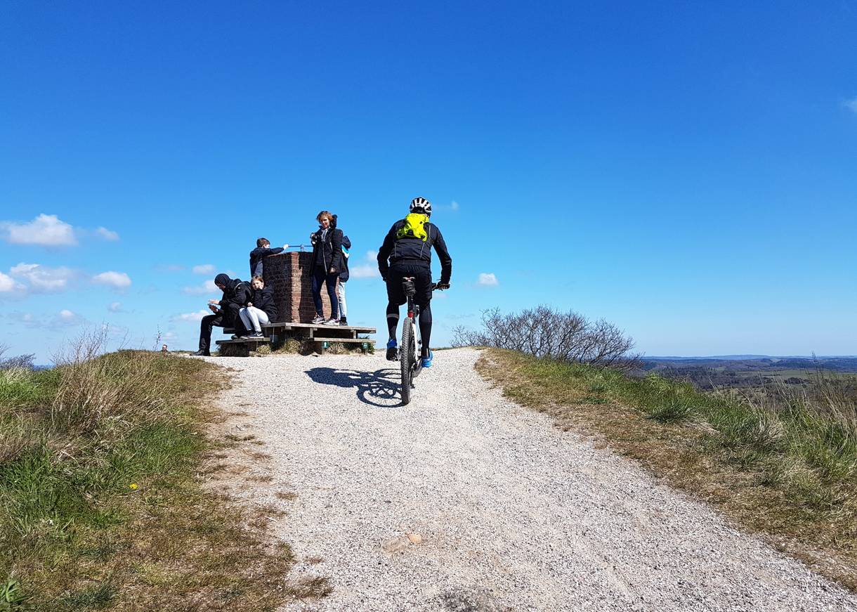 Sitzplatz auf dem Gipfel des Agri Baunehøj