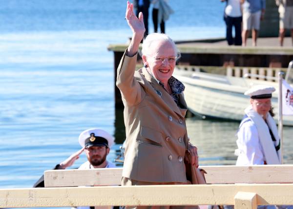 Königin Margrethe winkt uns zu