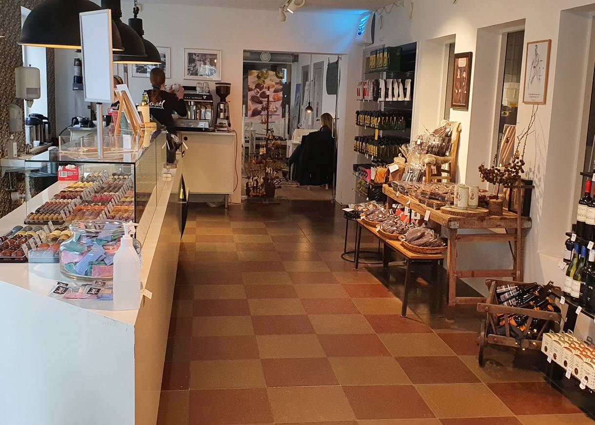 Honigkuchengeschäft mit Blick ins Café