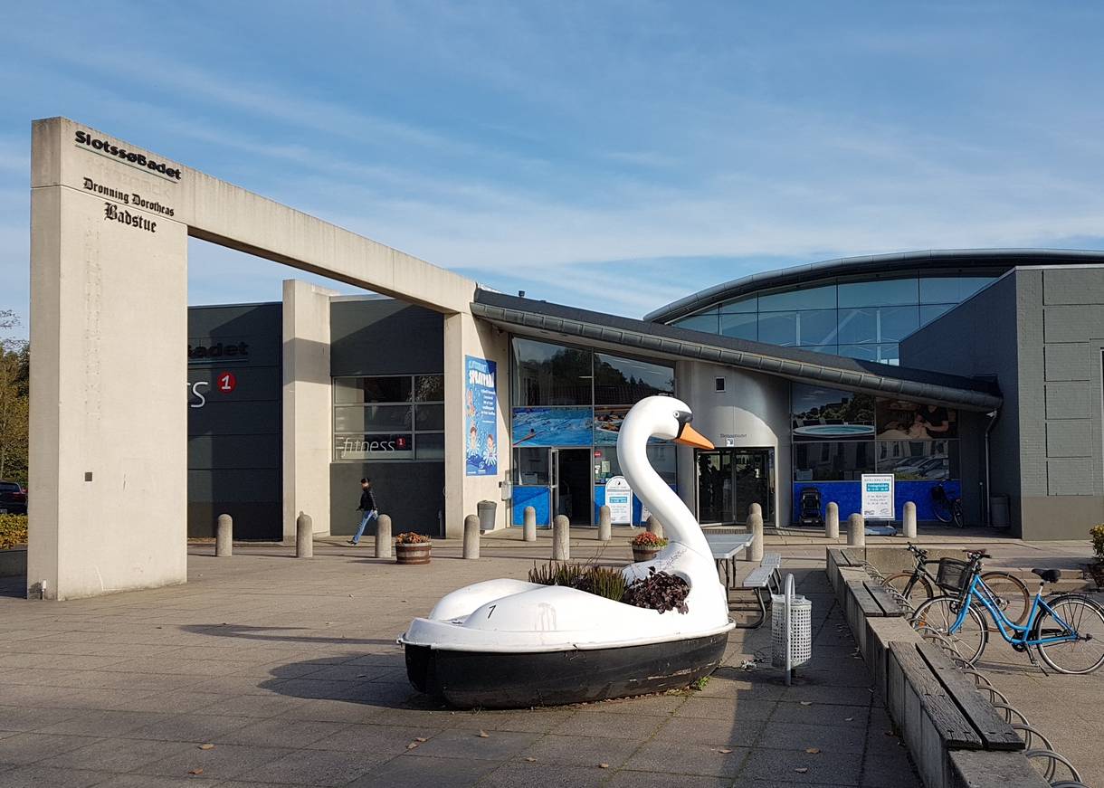 Eingang zum Schwimmbad Kolding