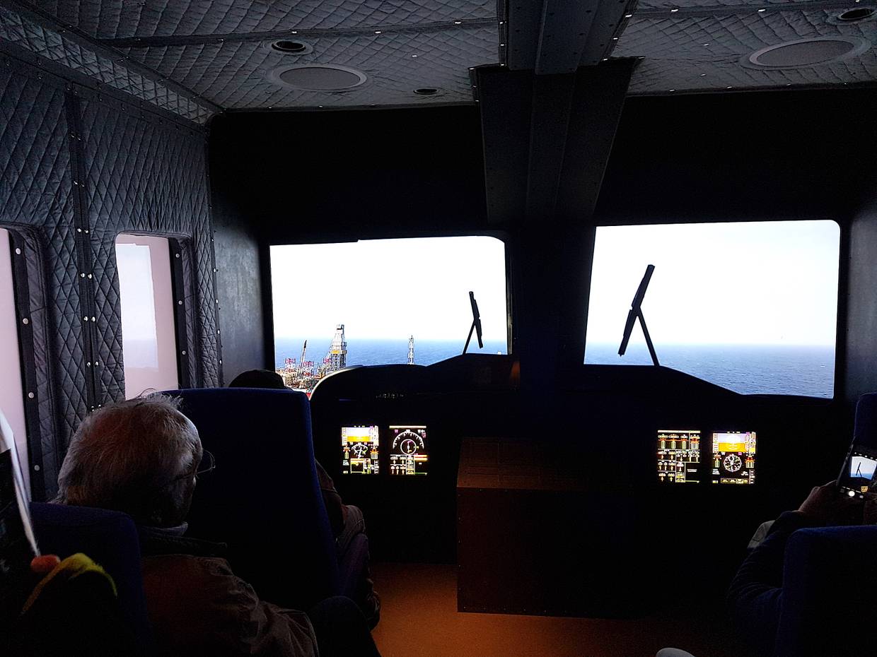 Simulator für einem Hubschrauberflug zu einem Offshore Park