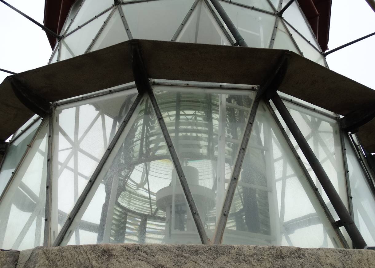 Leuchtfeuer des Turms aus der Nähe
