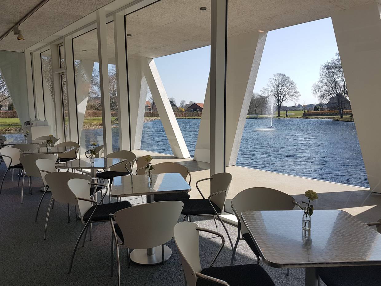 Blick vom Café des Museums aus den Fenstern