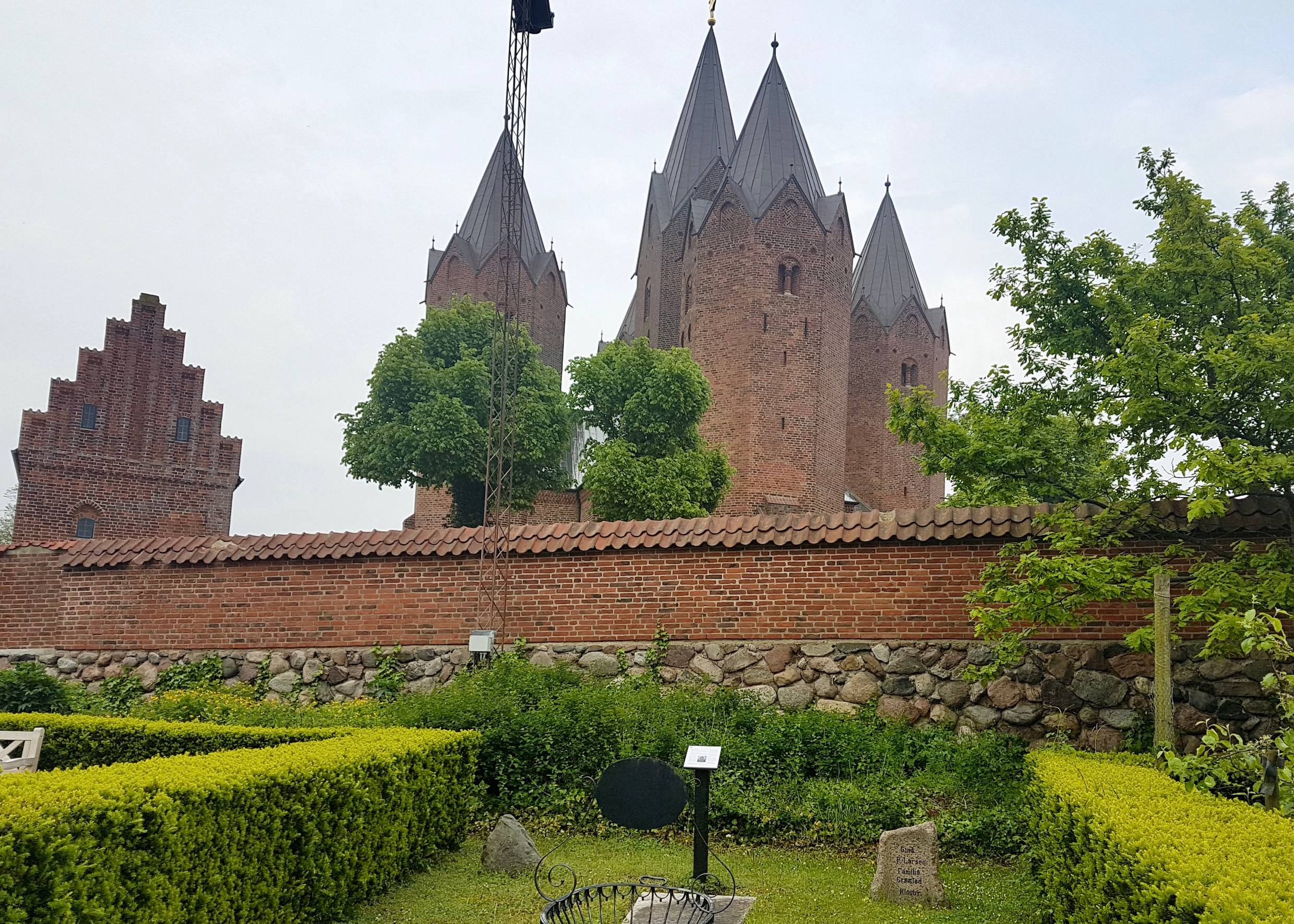 Die Kirche in Kalundborg mit ihren fünf Türmen